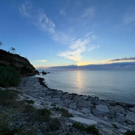 Light House 13 Pers Il Faro - Paradise With Sea View Feriehus