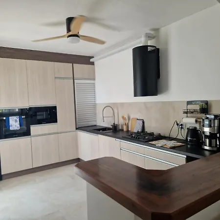 Light House 13 Pers Il Faro - Paradise With Sea View Feriehus Ortona